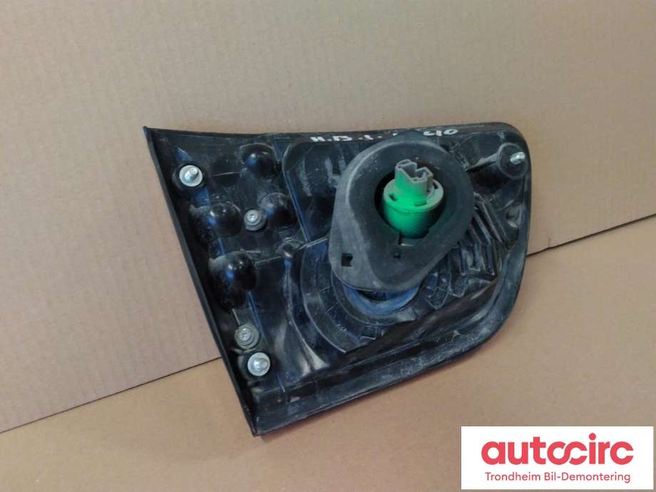 Baklykt høyre indre til Peugeot 4007 2007-2012  (..|6351EH|6351 EH|1146-379R)