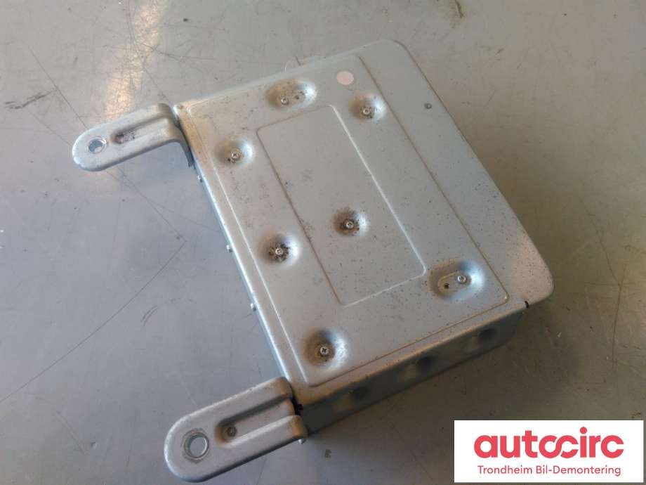 Bilstereo forsterker til Volvo V60/V60 CC 2013-2018 (Type I, Fase 2)  (..|31409935|36011362|31409622)