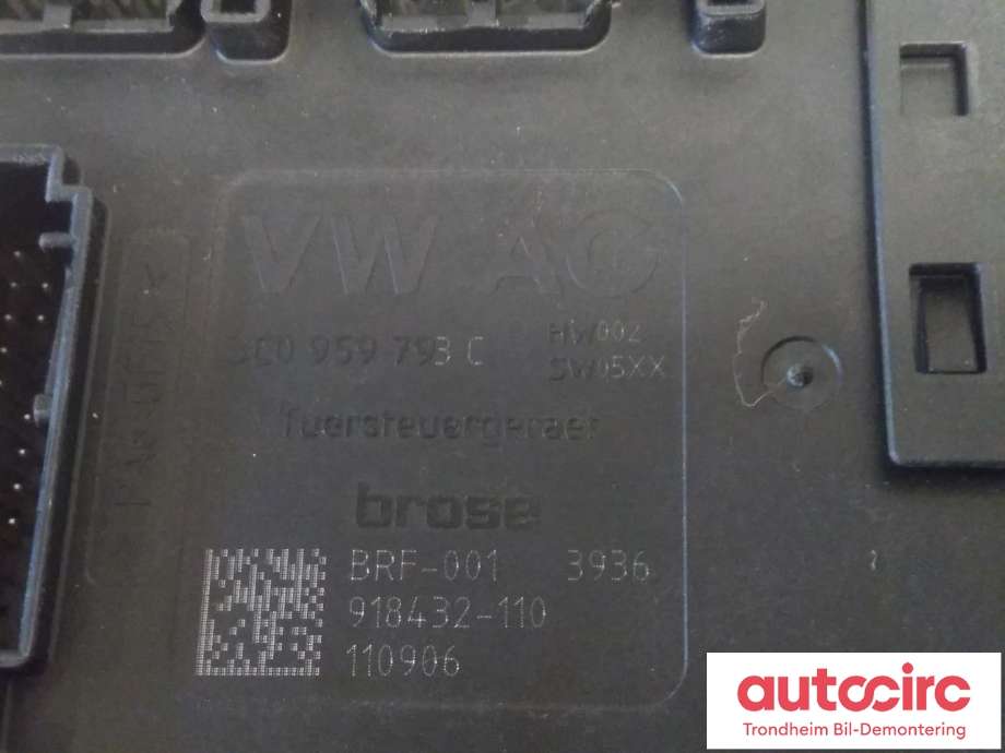 Ruteheis, kun motor, venstre foran til VW Passat 2011-2015 (B7) (B7) (..|3AA959701A|3C0959793A|0130822451)