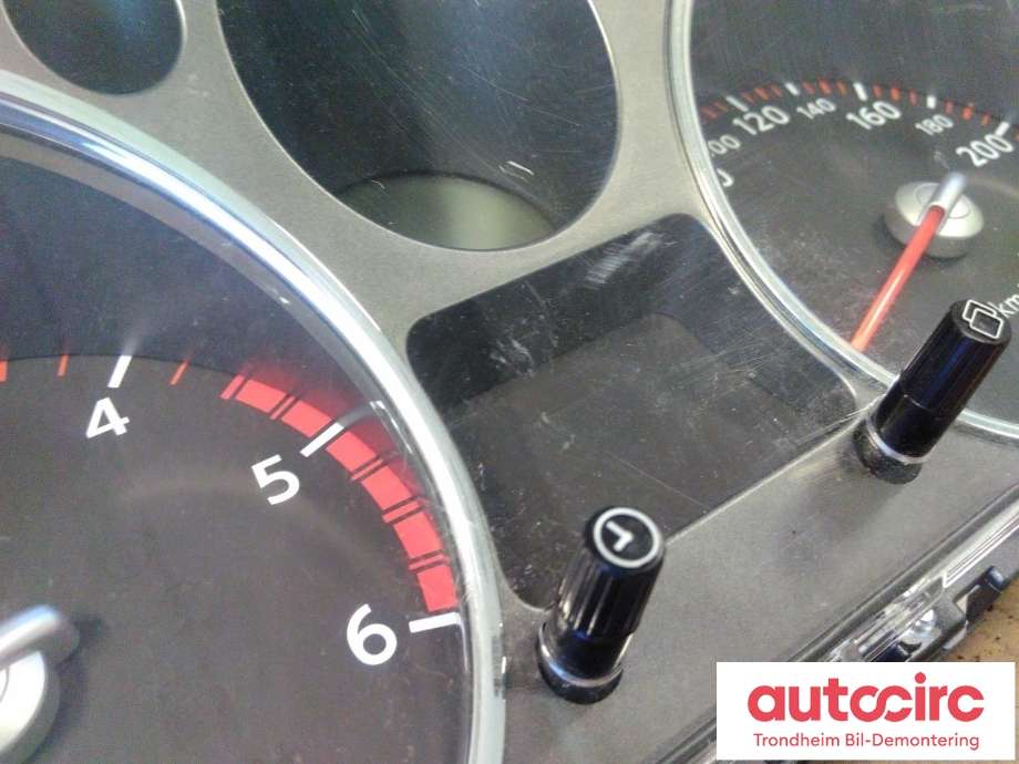Instrumentpanel til Nissan X-Trail 2007-2014 (T31) (T31) (..|24820JG50B|JG5016ZNA|24820JG53B)