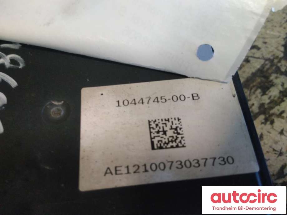 ABS sentral til Tesla Model 3 2018-2023 (Fase 1) (BOSCH|1103541-00-A|1044745-00-B|0 265 257 793)