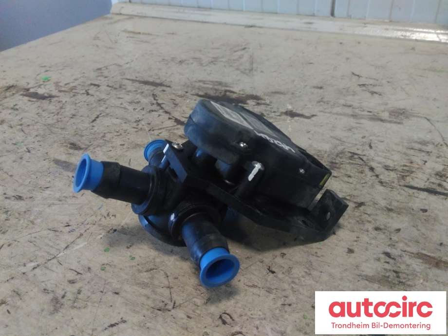 Ventil vann til Mercedes B-Klasse, electric drive 2014-2018 (W242) (W242) (RANCO|1017404-00-B|A2425060064|12700033001)