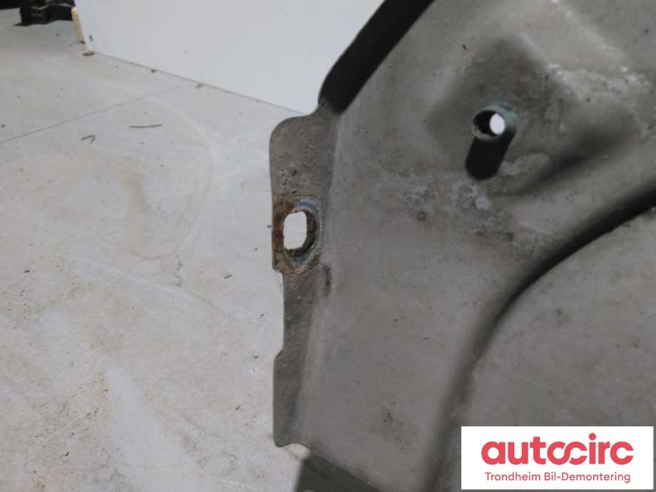 Skjerm høyre foran til BMW X3 2003-2006 (Fase 1) (E83) (E83) (..|41353405922|41 35 3 405 922|)