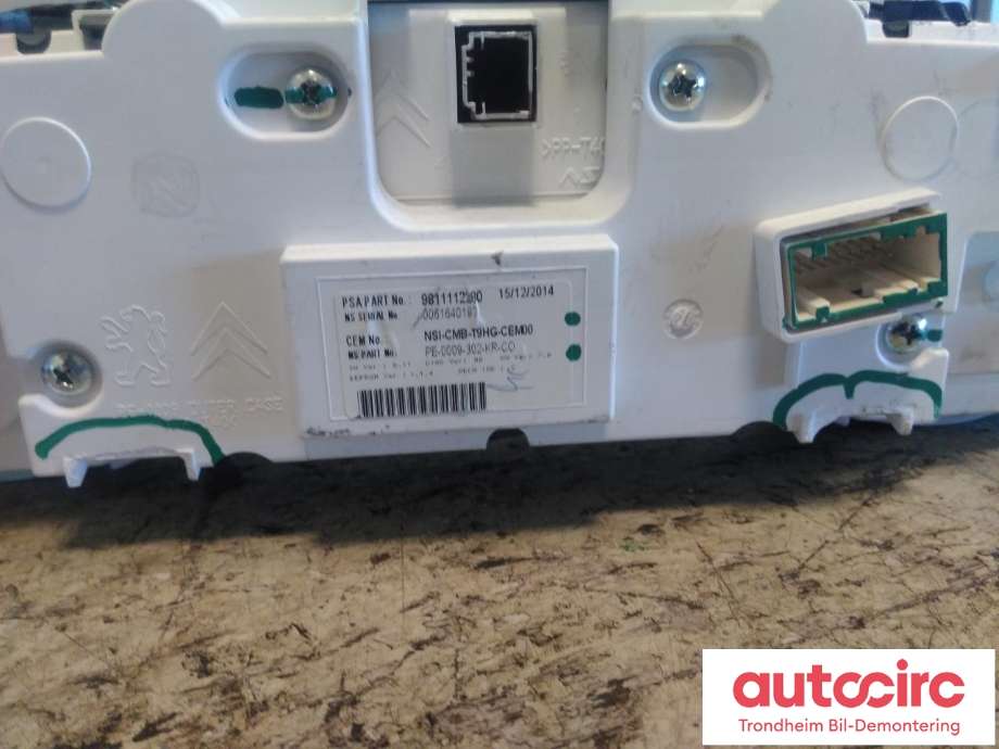 Instrumentpanel til Peugeot 308 2013-2021 (Type II)  (..|9811112280|1612913680|1614174280)