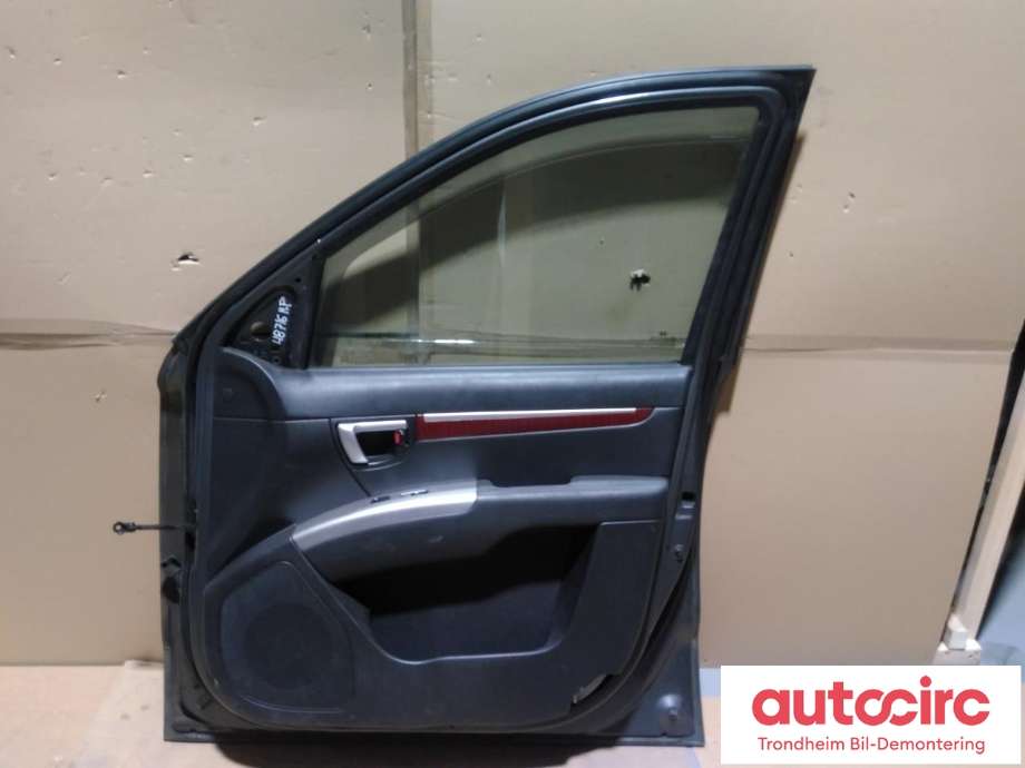 Dør høyre foran til Hyundai Santa Fe 2006-2009 (Type II, Fase 1)  (HYUNDAI|760042B030|760042B010|)