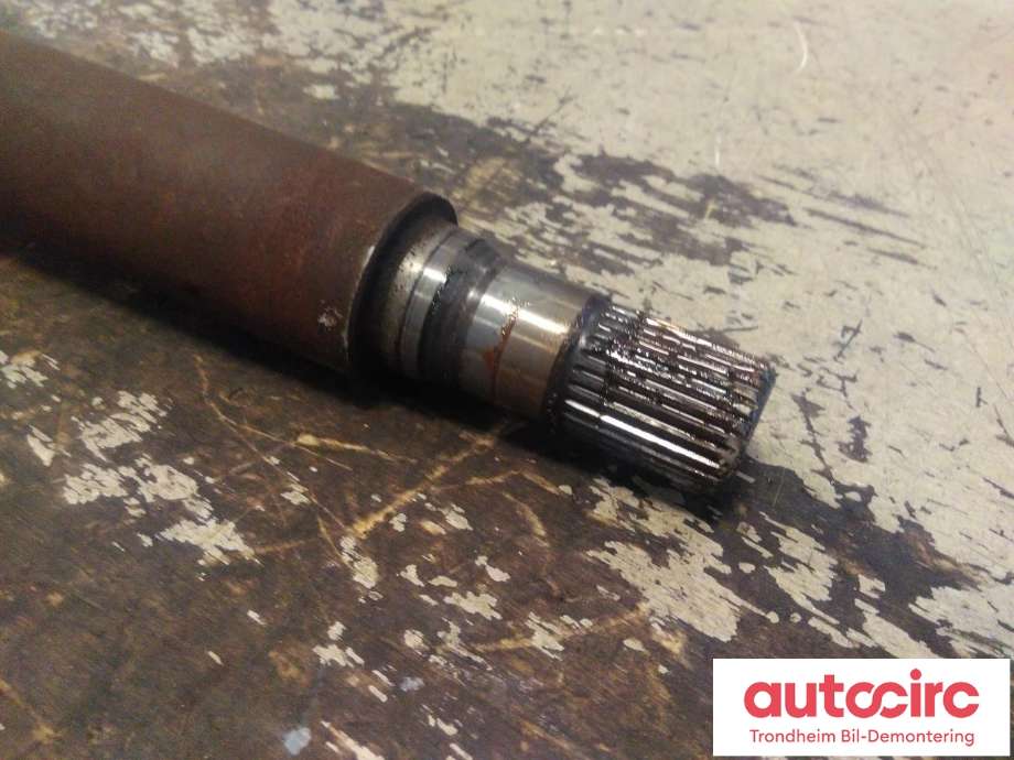 Drivaksel høyre foran, diesel/automat til Volvo V40 2012-2019  (..|31367627|36012437|)