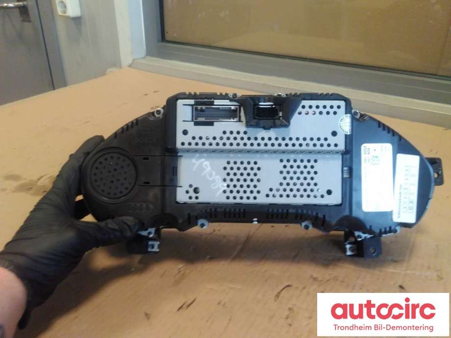 Instrumentpanel til Audi A7 2010-2014 (Type I, Fase 1)  (BOSCH|4G8920931JX|4G8920930T|0263672079)