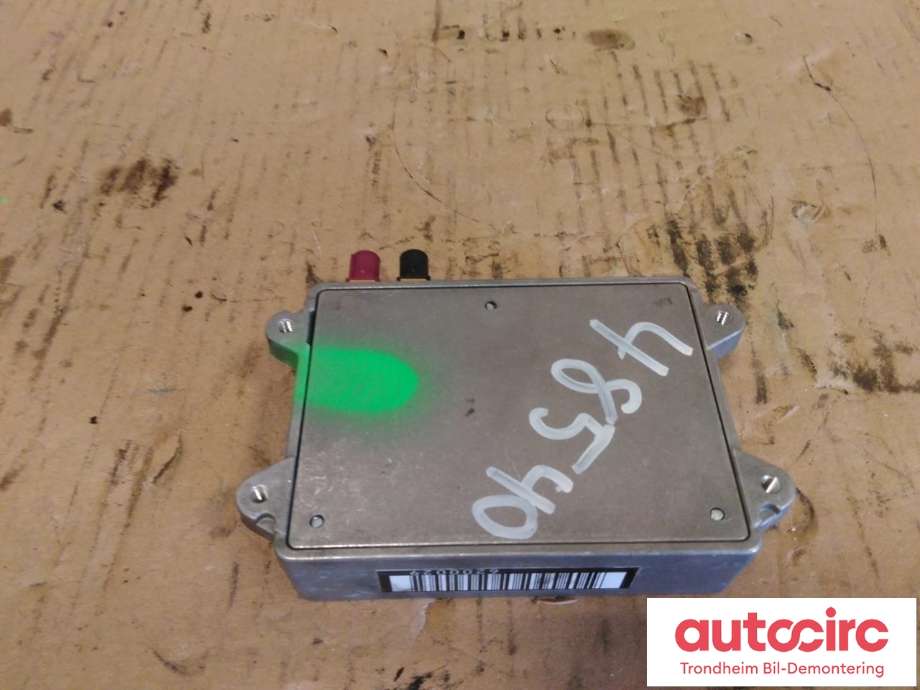 Antenne forsterker til Audi A6 2008-2011 (Type III, Fase 2) (C6) (C6) (..|8J0035456A|)