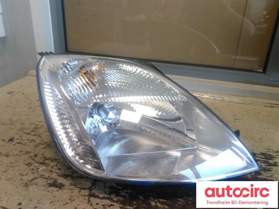 Frontlykt høyre halogen til Ford Fiesta 2002-2008 (Type V) (...|2S6X-13W029-CE|1320348|)