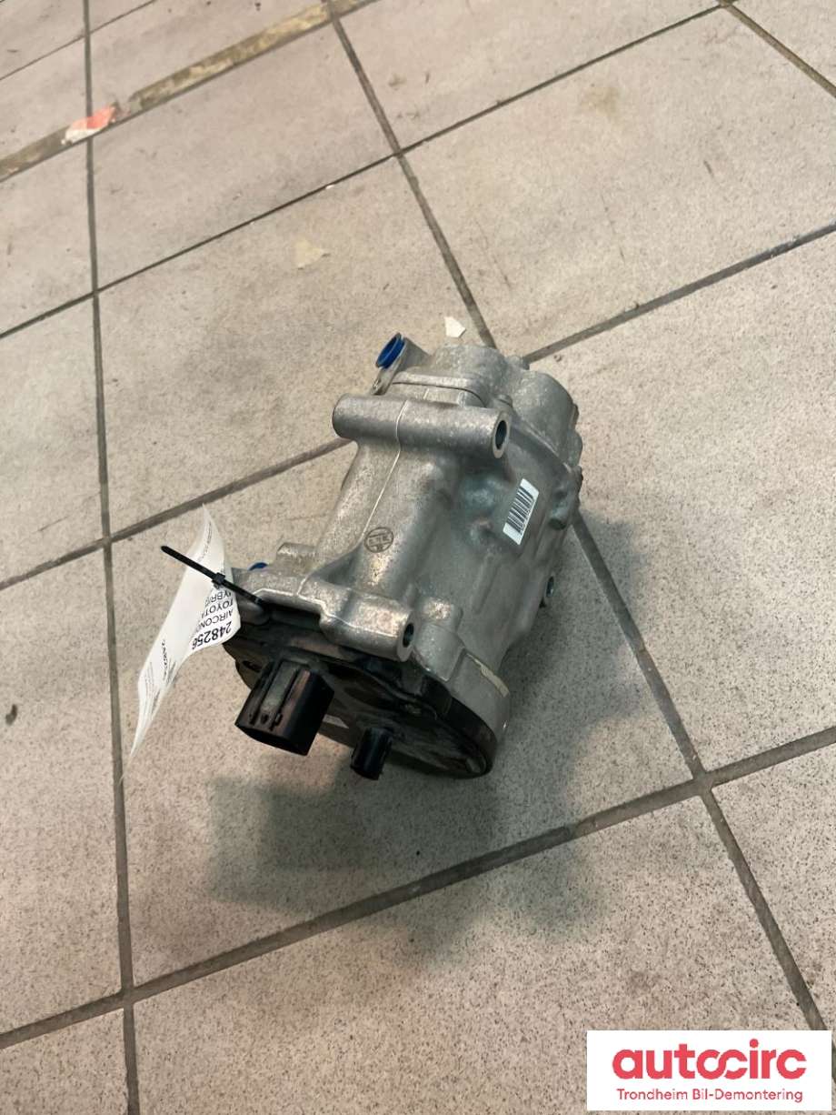 Aircondition kompressor hybrid til Toyota Yaris 2020-->> (Type IV) (DENSO|88370K0010|042400-0740|)