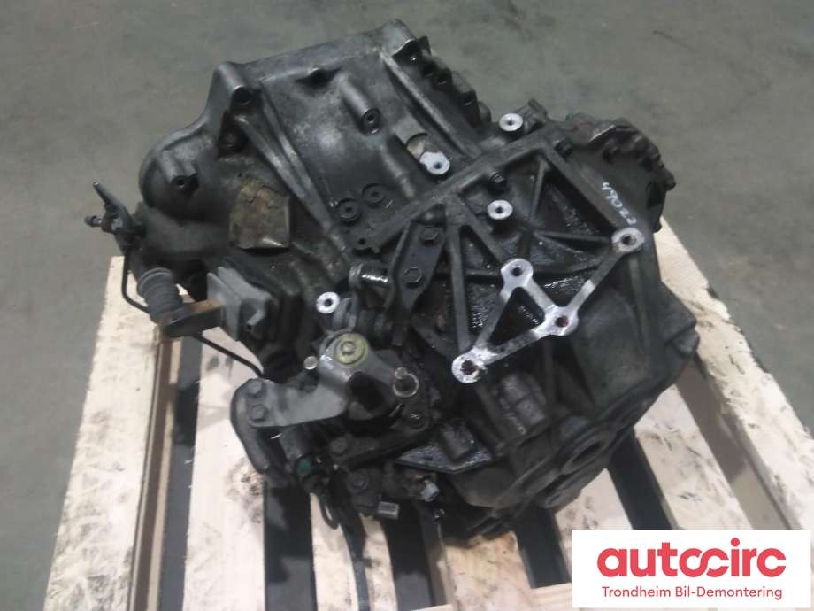 Girkasse manuell 6-trinn til Toyota Avensis 2009-2015 (Type III, Fase 1)  (TOYOTA|3030020A90|30300-20A90|)