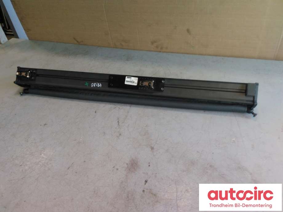Bagasjerom hundegitter til Volvo V50 2007-2012 (Fase 2) (..|39851409|39854035|)