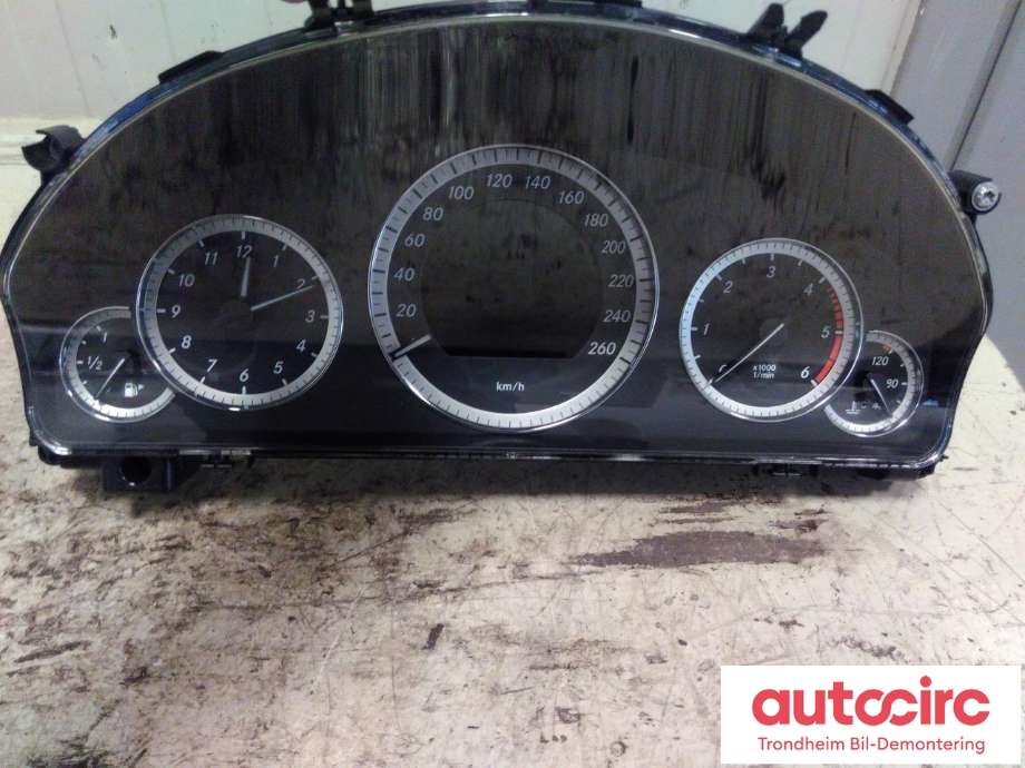 Instrumentpanel til Mercedes E-Klasse, 2009-2013 (Fase 1) (W212) (W212) (..|A2129000508)