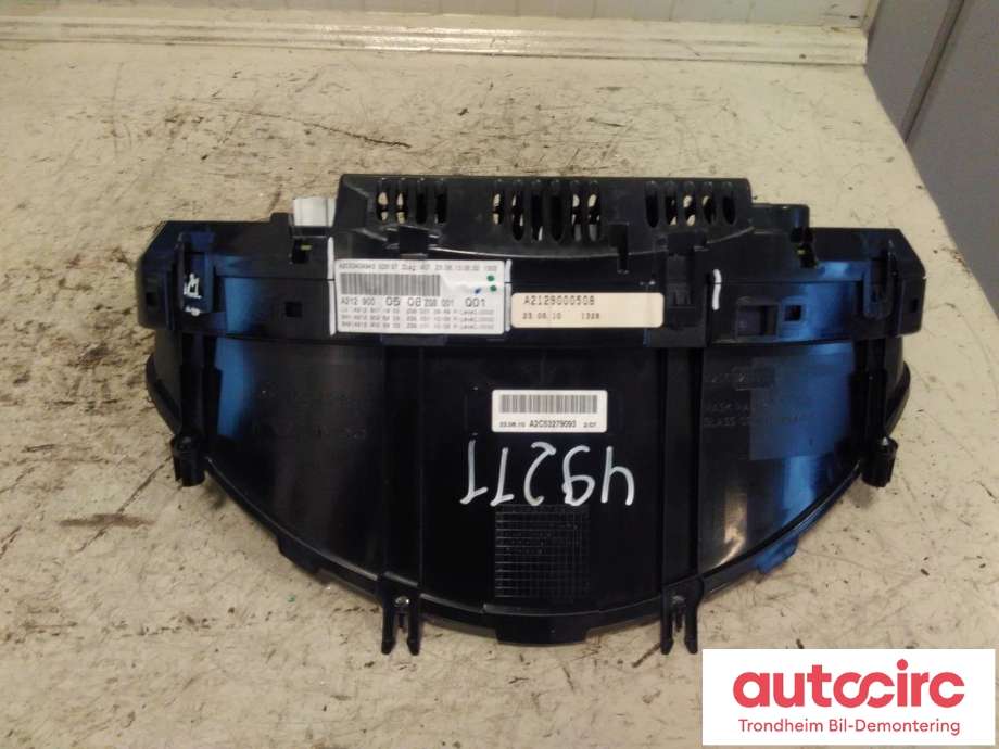 Instrumentpanel til Mercedes E-Klasse 2009-2013 (Fase 1) (W212) (W212) (..|A2129000508|A2C53279093|)