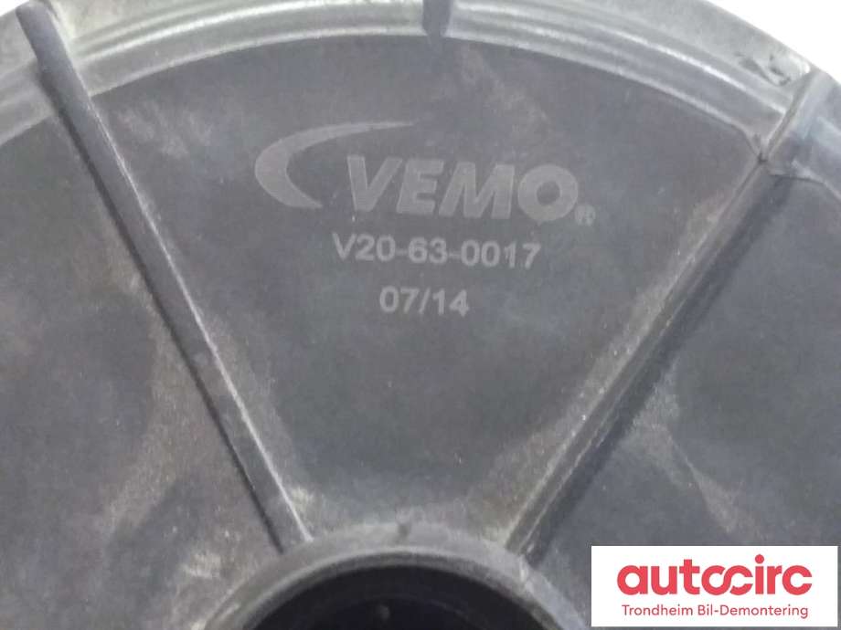 Sirkulasjonspumpe til BMW 6-Serie 2002-2010 (E63/E64) (E63/E64) (VEMO|7571589|11727571589|V20-63-0017)