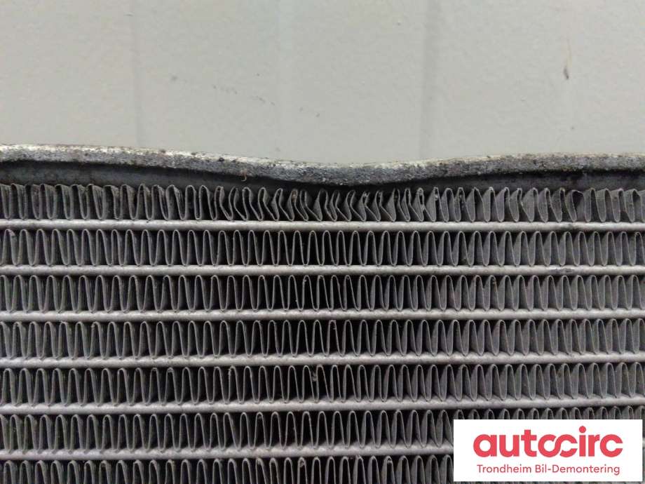 Radiator (manuell gir) til Škoda Superb 2008-2015 (Type II)  (..|1K0121251DM|1K0121251AB|)