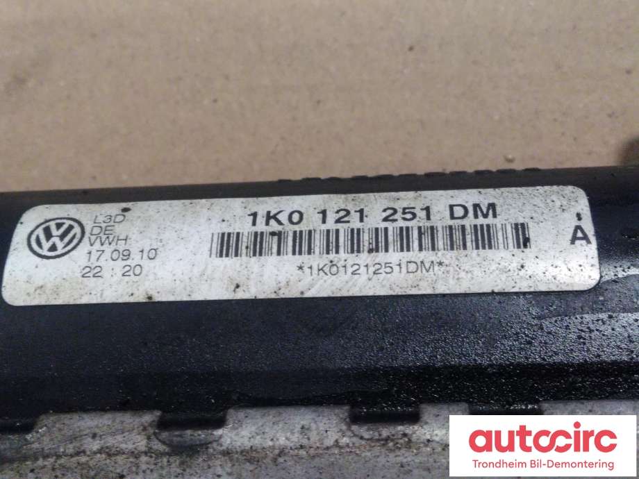 Radiator (manuell gir) til Škoda Superb 2008-2015 (Type II)  (..|1K0121251DM|1K0121251AB|)