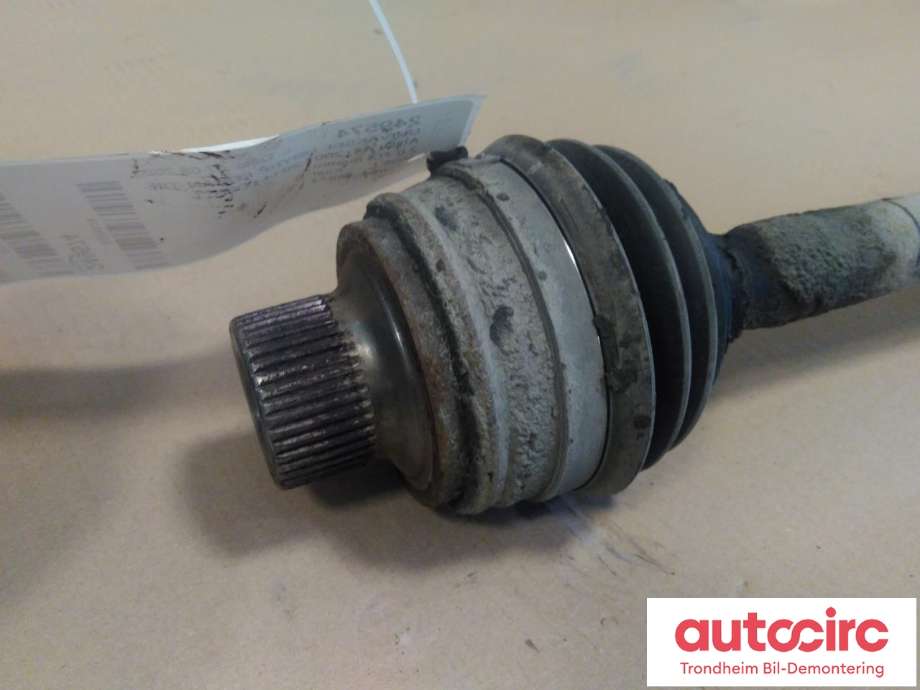Drivaksel høyre foran, diesel/manuell til Audi A4 2007-2014 (Type IV) (B8) (B8) (...|8K0 407 271 P|8K0407271P|)
