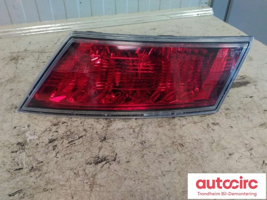 Baklykt høyre indre til Honda Civic 2006-2011 (Type VIII) (KOITO|34152-SMG-E01|34152SMGE01|)