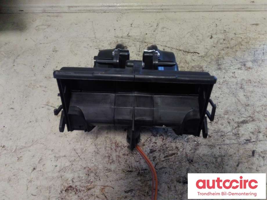 Varmeapparat motor bak til Audi A8 2010-2013 (Type III, Fase 1)  (4H0820024A|4H0 820 024 A|)