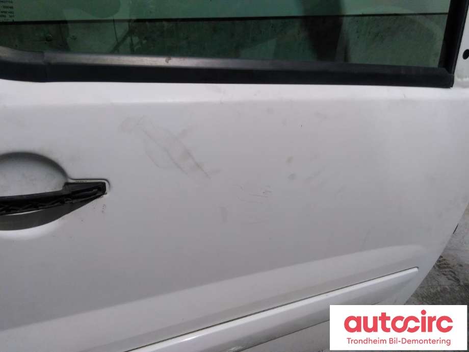 Dør høyre foran til Peugeot Expert 2007-2016 (Type II)  (PSA|9004X7|)
