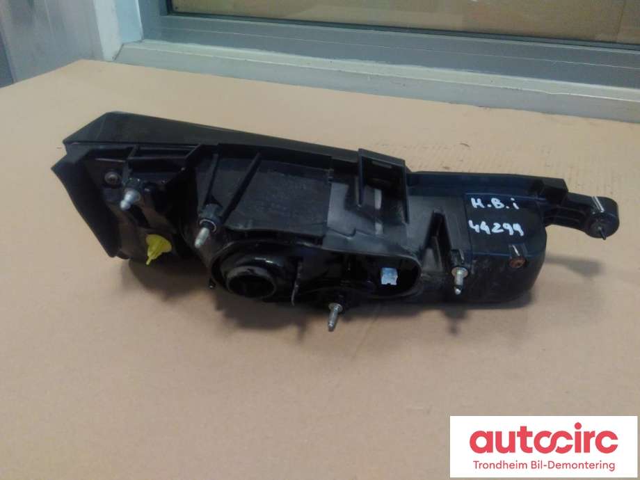Baklykt høyre indre til Lexus NX 2014-2021 (Type I) (AZ10) (AZ10) (STANLEY|8158178010|)