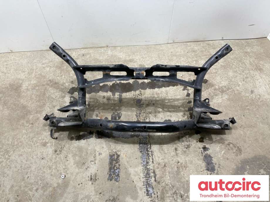 Travers bak til VW Golf VIII 2020-->> (..|5Q0505315AB|)