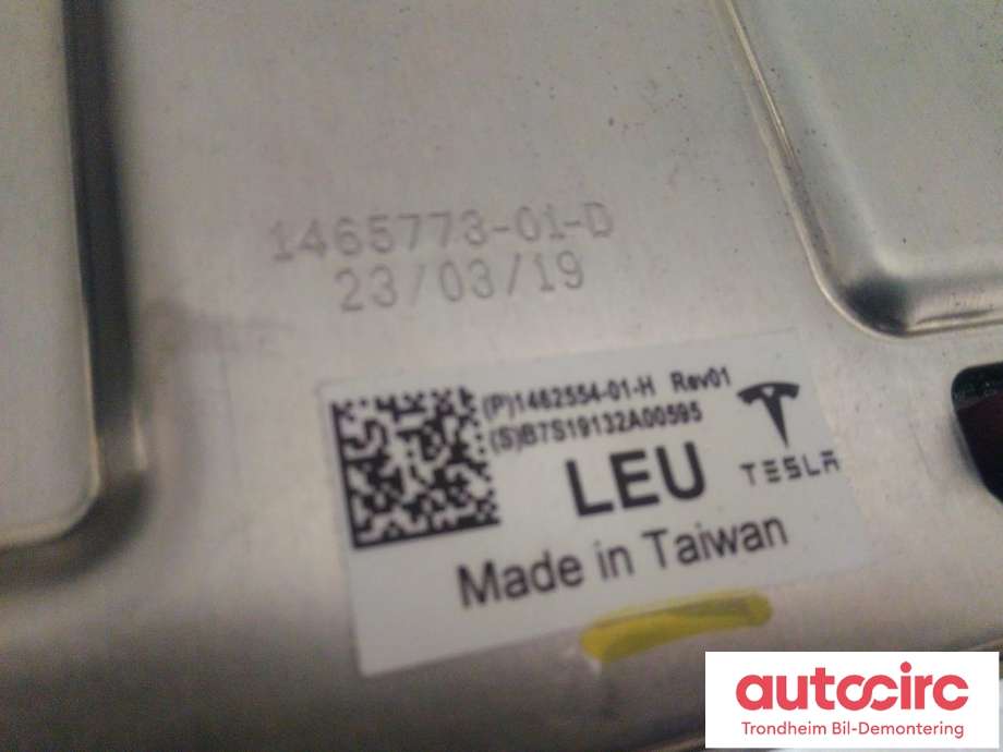 Styreenhet autopilot til Tesla Model 3 2018-2023 (Fase 1) (1462554-01-H|1465773-01-D|1527963-01)