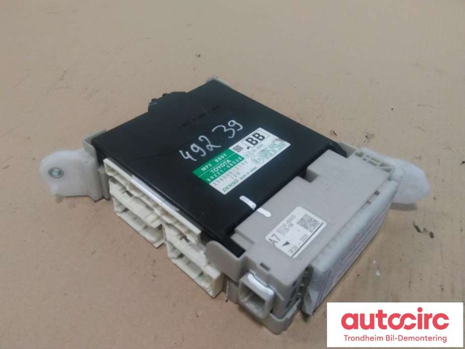 Styreenhet comfort (BCM) til Lexus RX, 2009-2015 (Type III) (AL10) (AL10) (DENSO|8922148520)