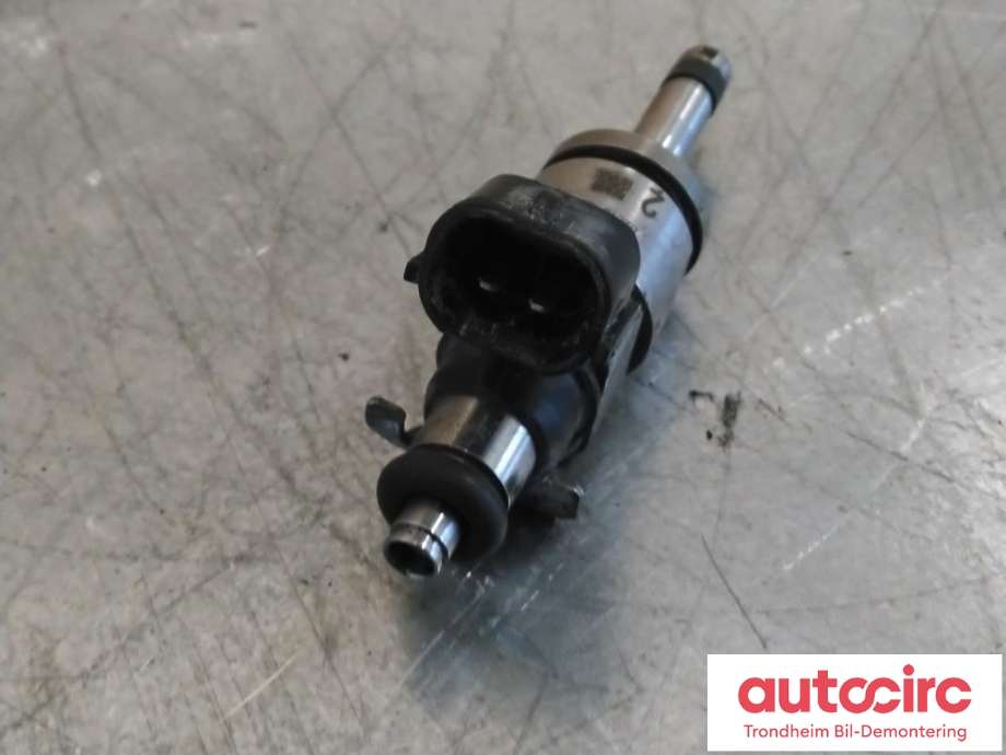 Dyseskinne (fuelrail) til Mazda CX-5 2017-->> (Type II)  (MAZDA|PYMM-13150|PYMM13150|)
