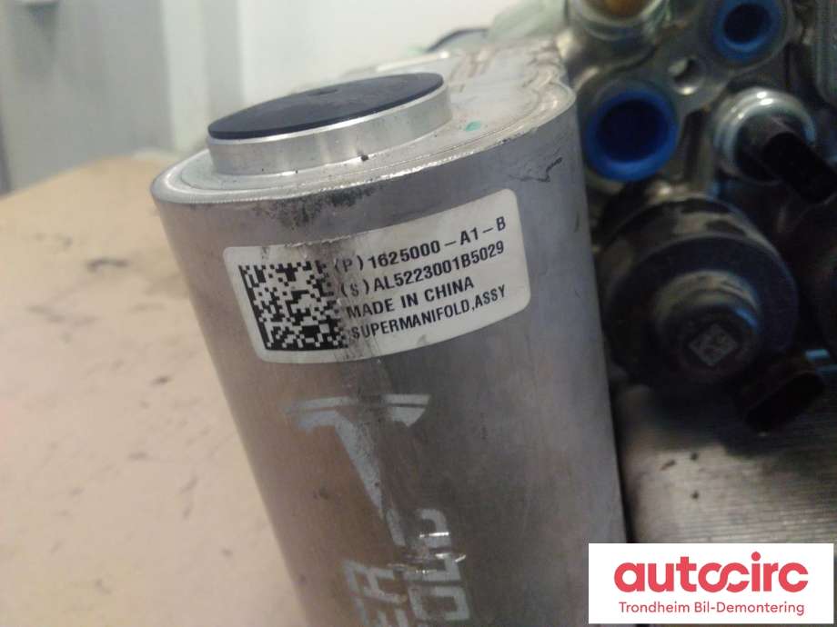 Aircondition diverse til Tesla Model Y 2021-2024 (Type I)  (TESLA|1549902-00-C|1613703-00-B|1625000-A1-B)