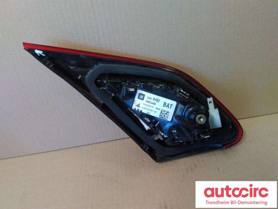 Baklykt høyre indre til Opel Corsa E 2015-2019  (AUTOMOTIVE LIGHTING|13428452|13454501|0287512107)