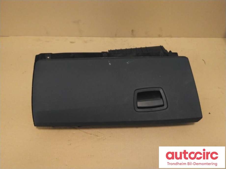 Hanskerom til BMW 7-Serie 2009-2015 (F01/F02/F03/F04) (F01/F02/F03/F04) (..|5116 91439 41|51169200970|51 16 9 200 970)