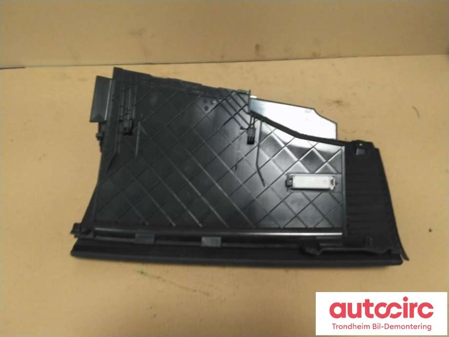 Hanskerom til BMW 7-Serie 2009-2015 (F01/F02/F03/F04) (F01/F02/F03/F04) (..|5116 91439 41|51169200970|51 16 9 200 970)