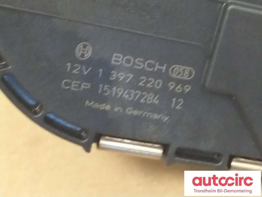 Viskermotor frontrute til Mercedes C-Klasse 2014-2018 (Fase 1) (W205) (W205) (BOSCH|A2058200740|A2058208102|A 205 820 07 40| A 205 820 81 02| 1397220969)