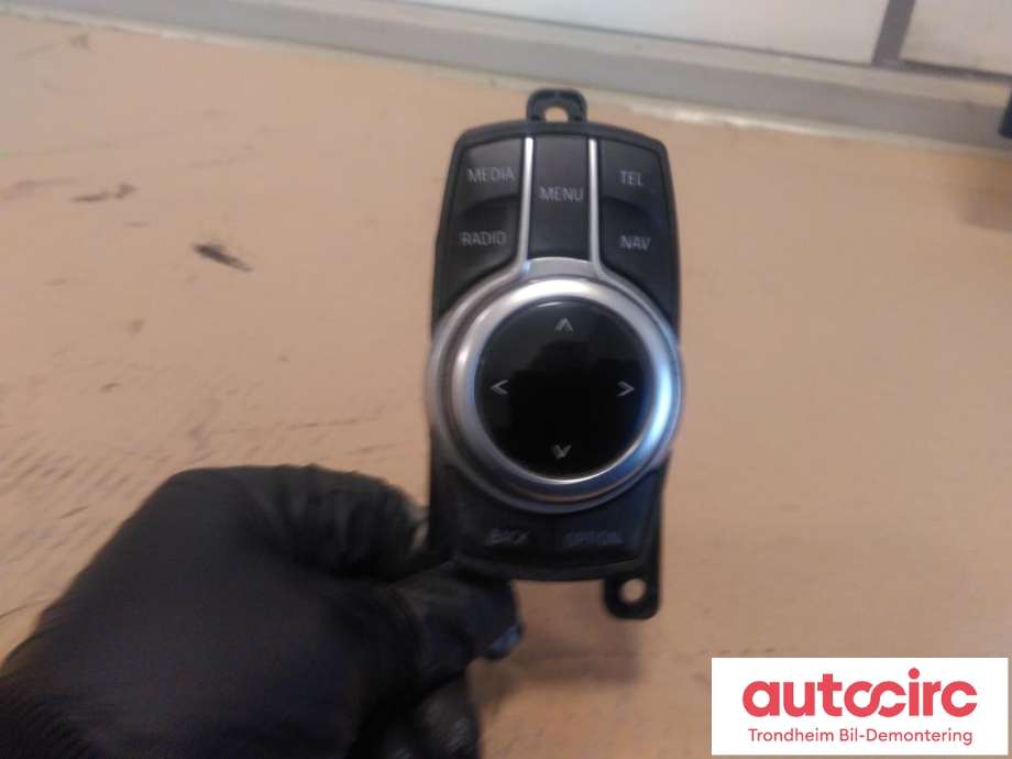 Bilstereo navigasjon betjeningspanel til BMW 2-Serie, Active/Gran Tourer, 2014-->> (F45/F46) (F45/F46) (I DRIVE|65826820848)