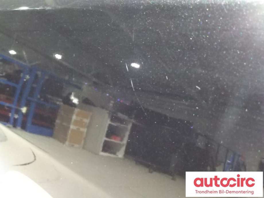 Dør høyre foran til Isuzu D-Max 2017-2020 (Type II, Fase 2)  (..|..|)