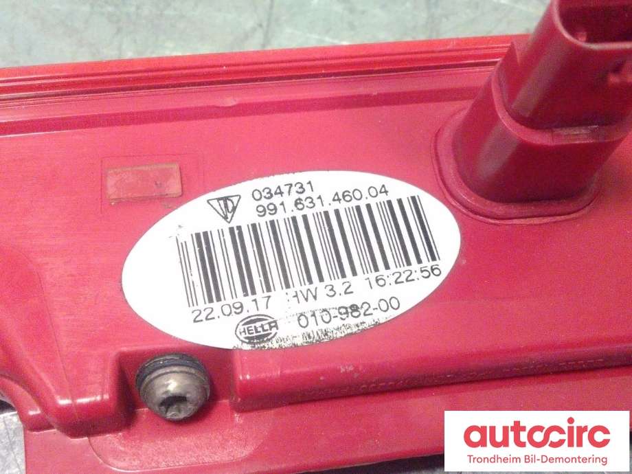 Baklykt midtre til Porsche 911 2012-2019 (991) (991) (REDUSERT PRIS!|99163146004|99163198900|99163146002| 99163146005)