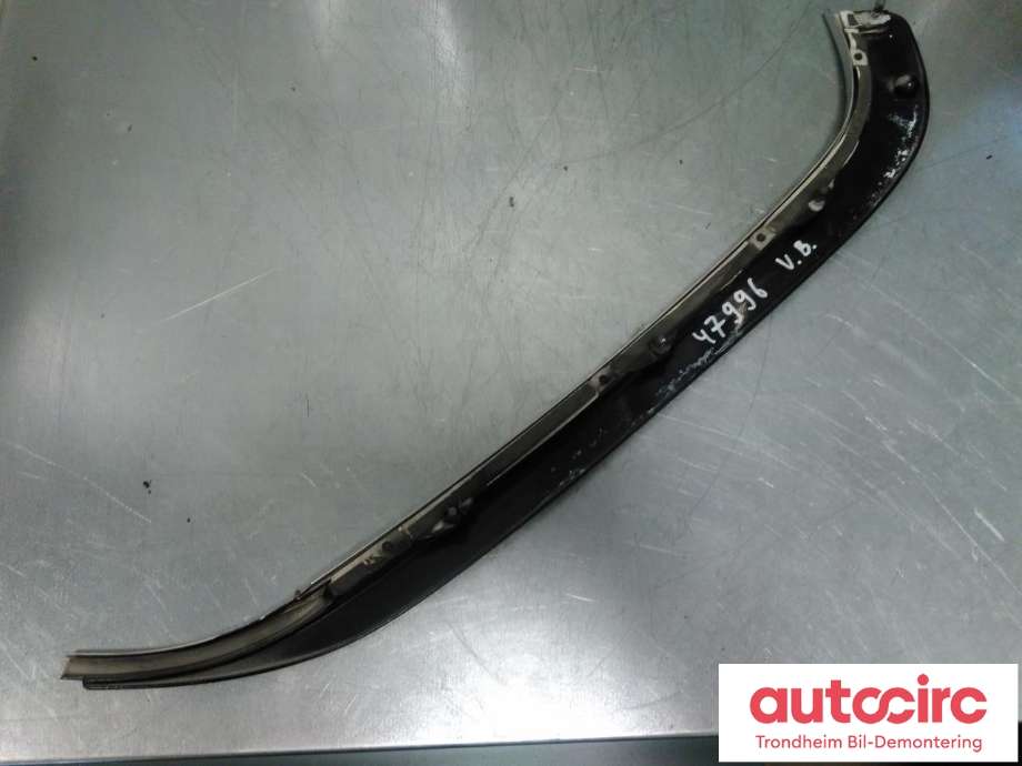 Lister til BMW 3-Serie 1983-1993 (E30) (E30) (VENSTRE, BAKRE DEL|1906535|51131906535|51131922271)