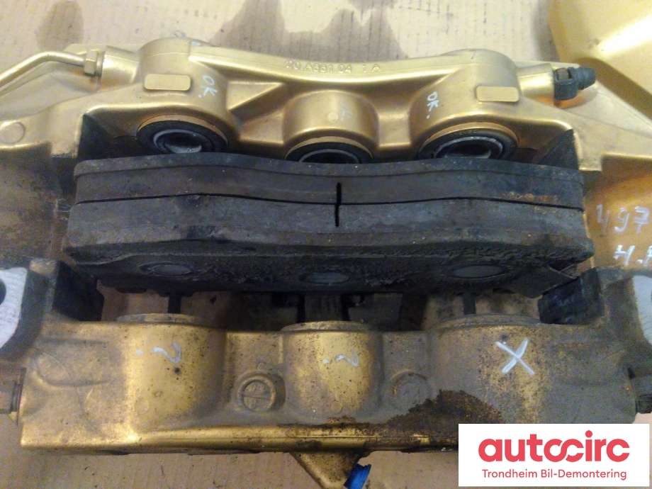 Bremsecaliper høyre bak, elektrisk til BMW M5 2011-2017 (F10) (F10) (M 5 COMP|34117852119|34117852120|34112284801| 34112284802| 34212284803| 34212284804| 34217848313| 34217848314)