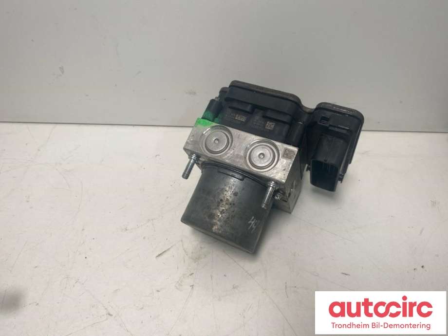 ABS sentral til Škoda Fabia 2014-2021 (Type III)  (BOSCH|6C0614517T|6C0 614 517 T|0265257680| 0265956324)