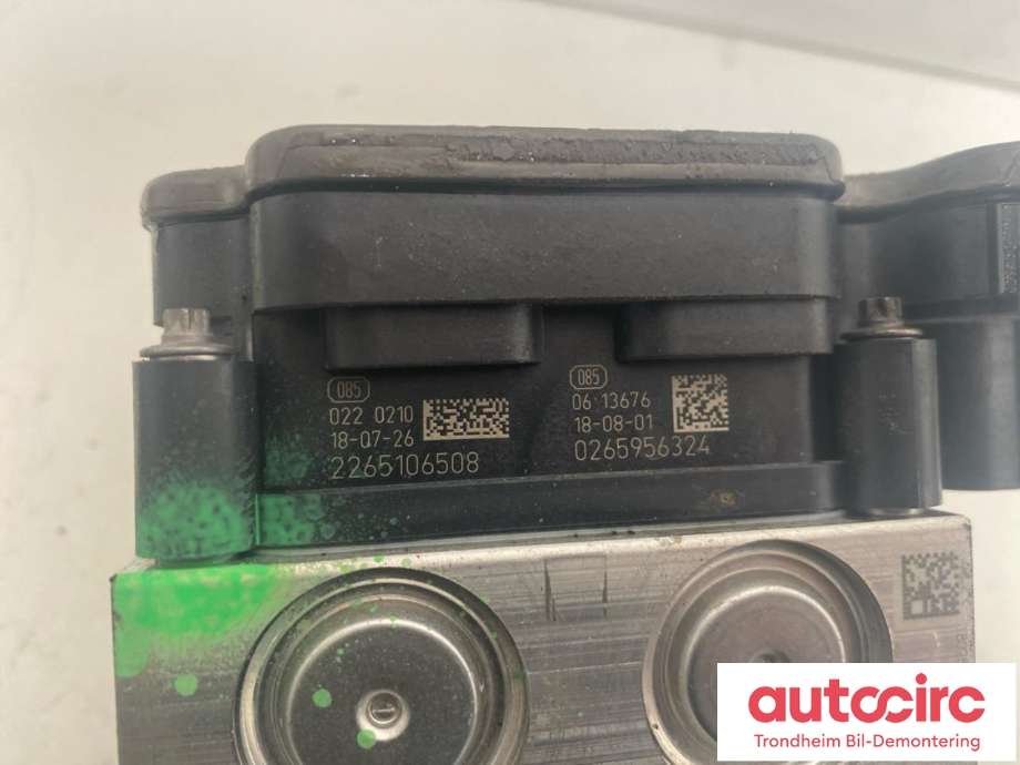 ABS sentral til Škoda Fabia 2014-2021 (Type III)  (BOSCH|6C0614517T|6C0 614 517 T|0265257680| 0265956324)
