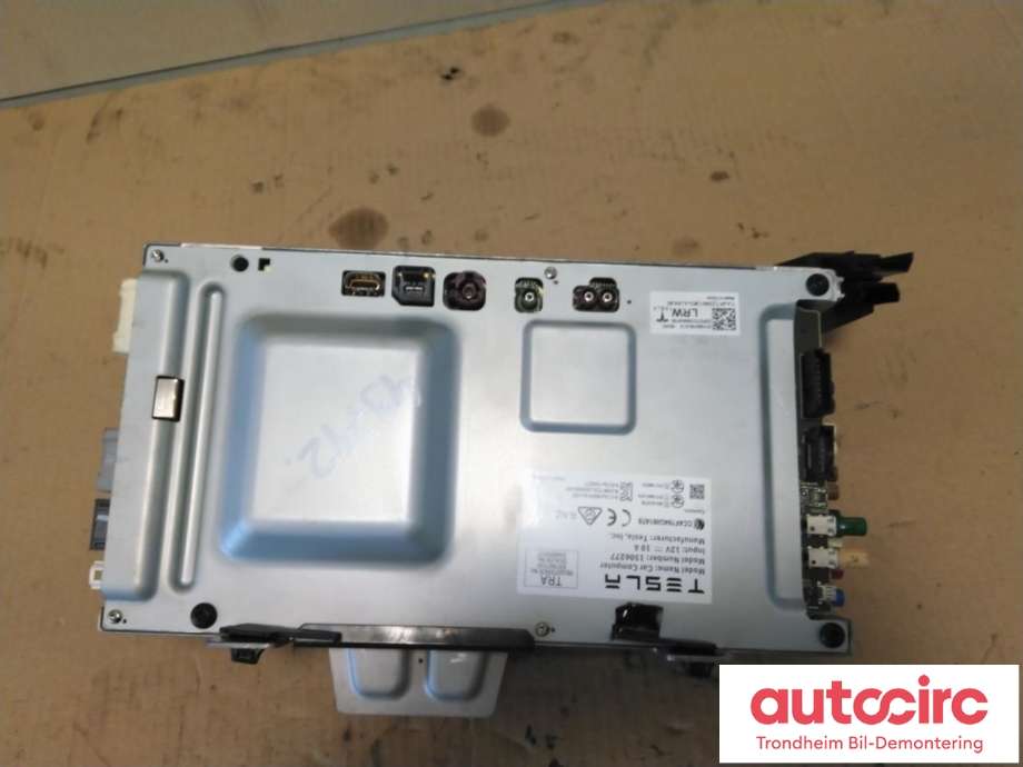 Styreenhet autopilot til Tesla Model 3 2018-2023 (Fase 1) (TESLA|1566786-01-E|1521482-01-D|)