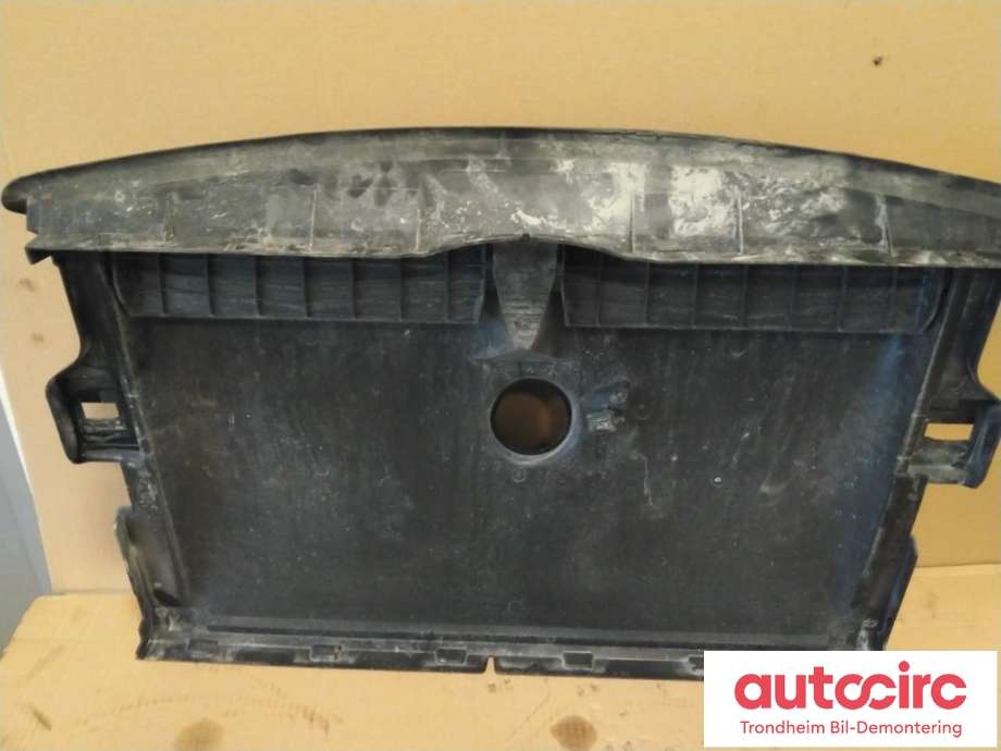 Radiator (automat gir) til Tesla Model 3 2018-2023 (Fase 1) (..|1559787-00-A|)