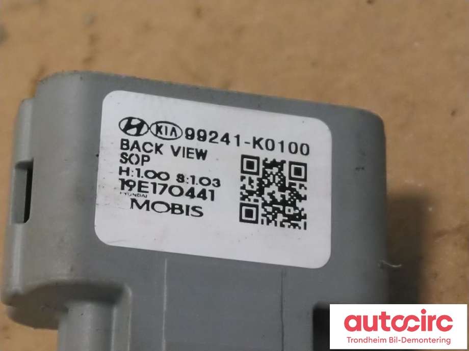 Parkeringskamera bak til Kia e-Soul 2019-->> (Type III)  (MOBIS|99241-K0100|99241K0100|)