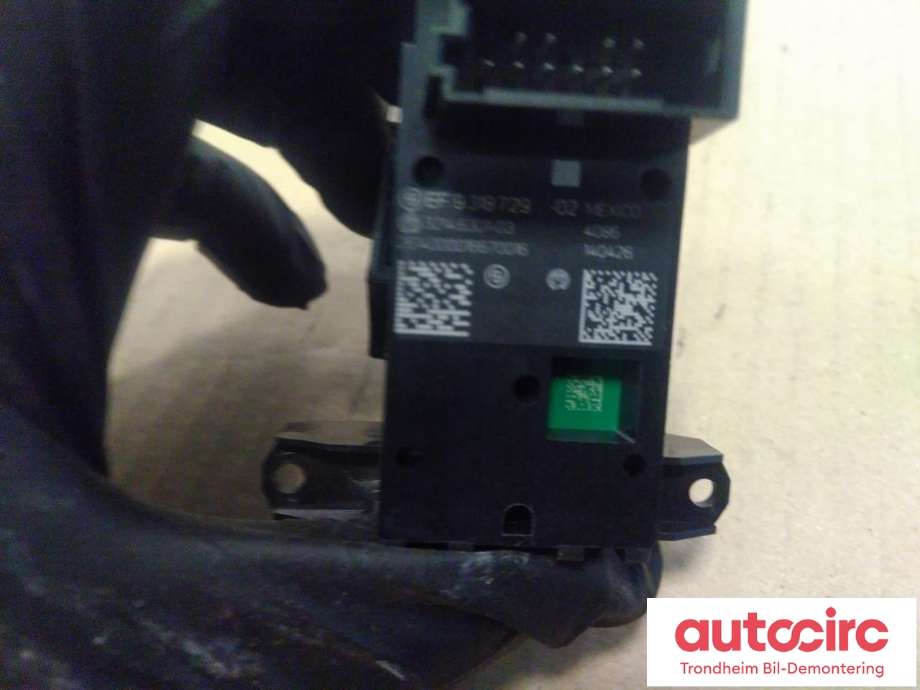 Bryter elektrisk håndbrekk/parkbrems til BMW M5 2011-2017 (F10) (F10) (...|3214630103|9318729|61319877889)