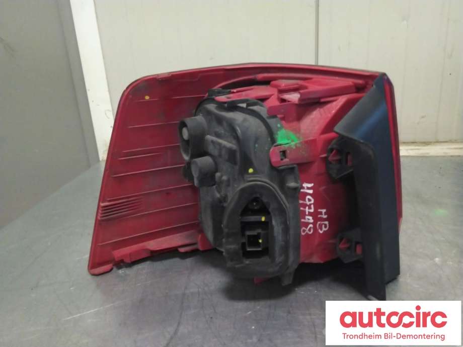 Baklykt høyre ytre til VW Sharan 2010-->> (Type II)  (..|7N0945096G|7N0 945 096 G|)