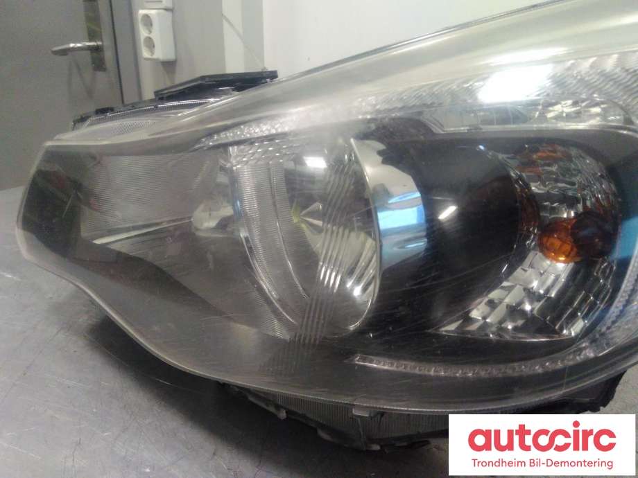 Frontlykt venstre xenon til Subaru XV 2012-2017 (Type I)  (..|84001FJ130|)