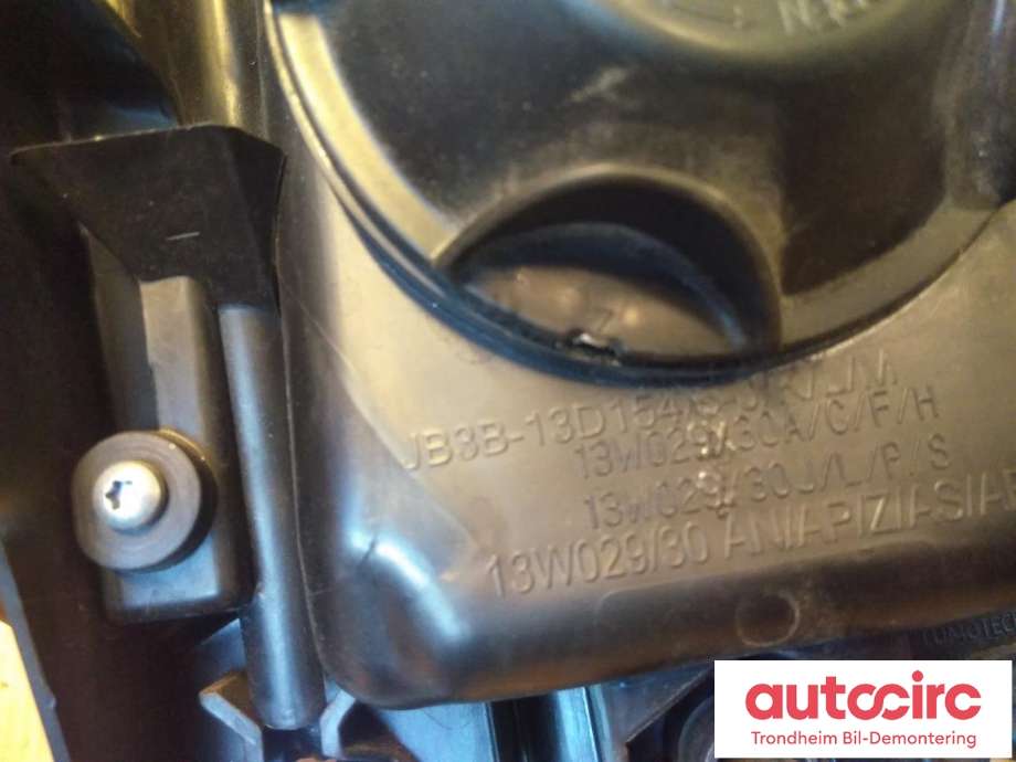 Frontlykt venstre xenon til Ford Ranger / Ranger Raptor 2015-2022  (REDUSERT PRIS LES INFO|JB3B-13D155-KA|2380412|JB3B13D155KA)