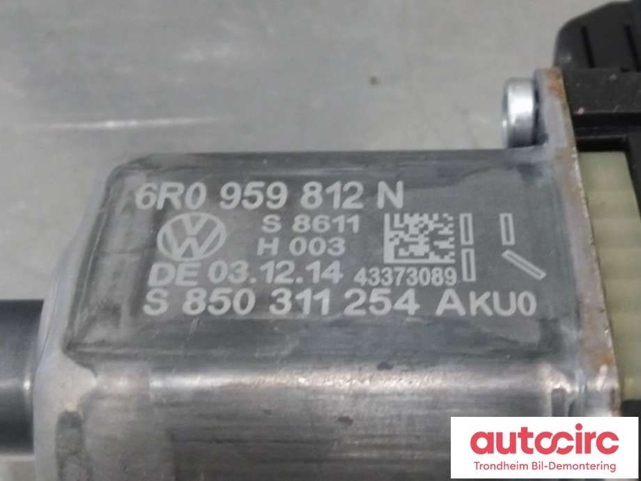 Ruteheis, kun motor, høyre bak til VW Polo 2014-2017 (Type V, Fase 2)  (..|6R0959812N|6R0 959 812 N|)